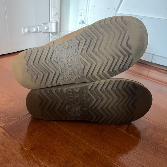 UGG Classic Tall Boots - Picture 7 of 9